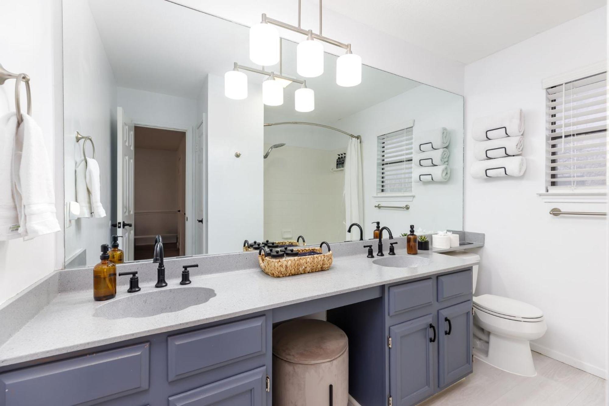 Timeless-Texas-Inn - Heated Pool Oasis & Lux Vibe Round Rock Εξωτερικό φωτογραφία
