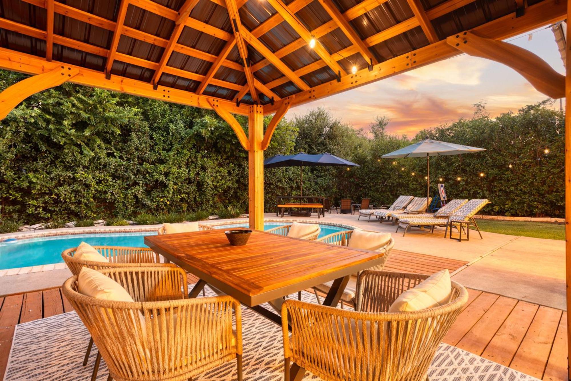 Timeless-Texas-Inn - Heated Pool Oasis & Lux Vibe Round Rock Εξωτερικό φωτογραφία