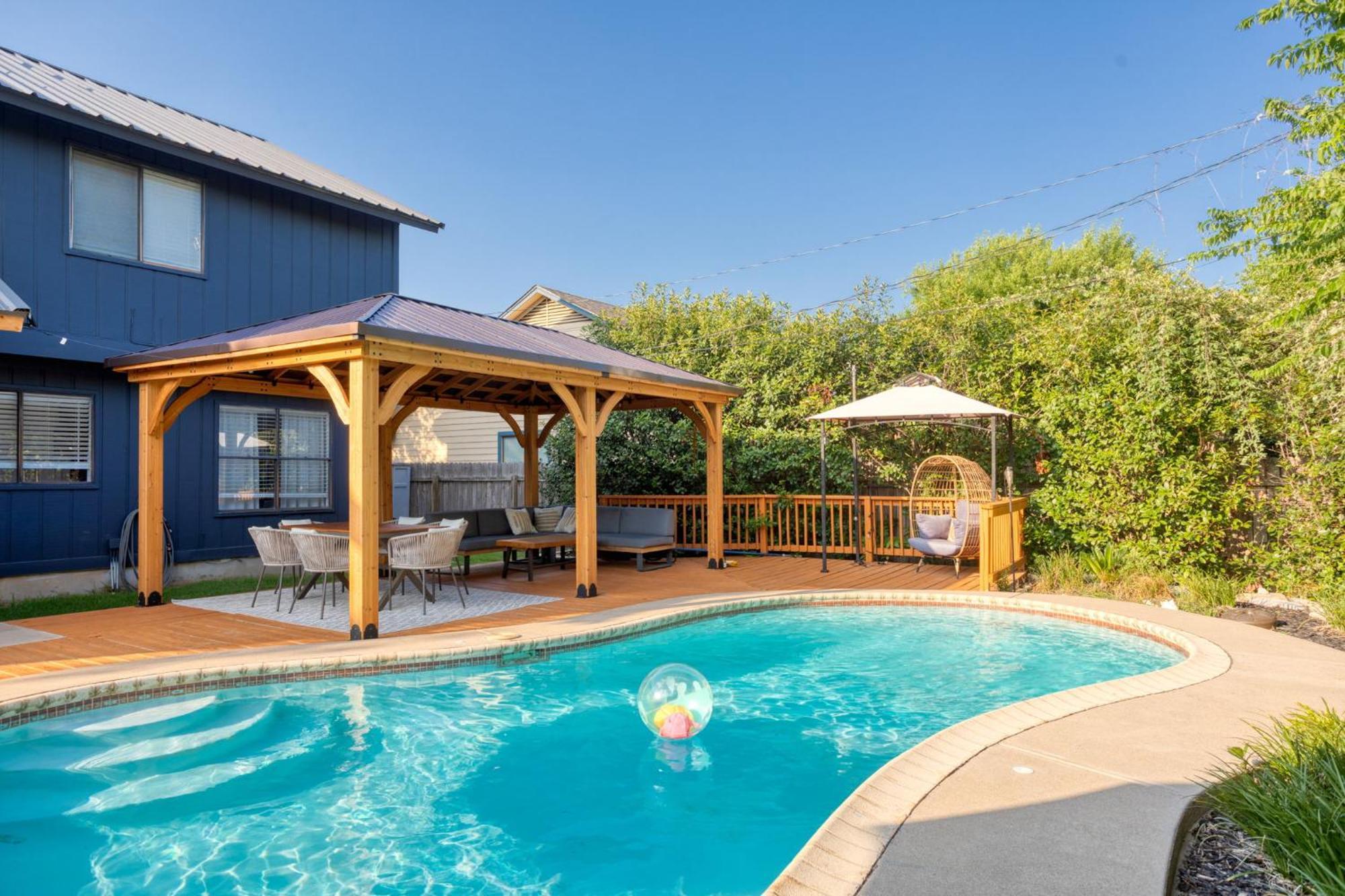 Timeless-Texas-Inn - Heated Pool Oasis & Lux Vibe Round Rock Εξωτερικό φωτογραφία